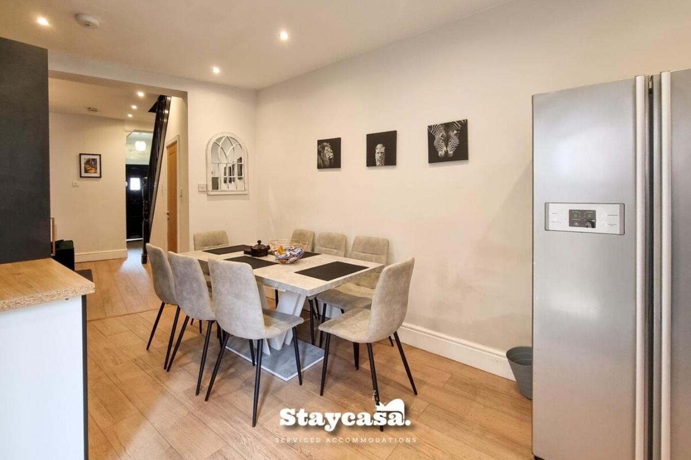 Clarence Co-Living - Private Room Self-Cater Манчестър Екстериор снимка