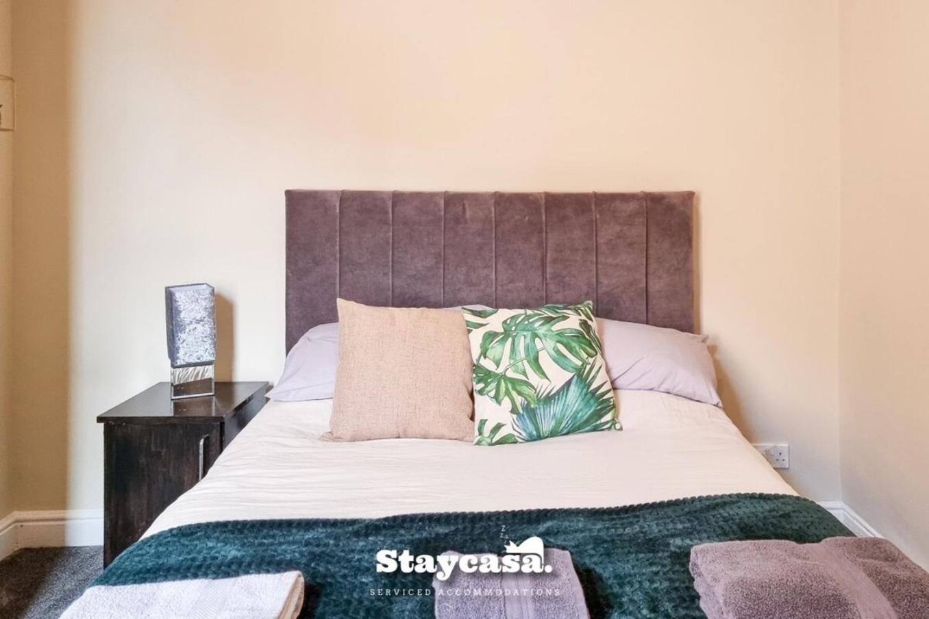 Clarence Co-Living - Private Room Self-Cater Манчестър Екстериор снимка