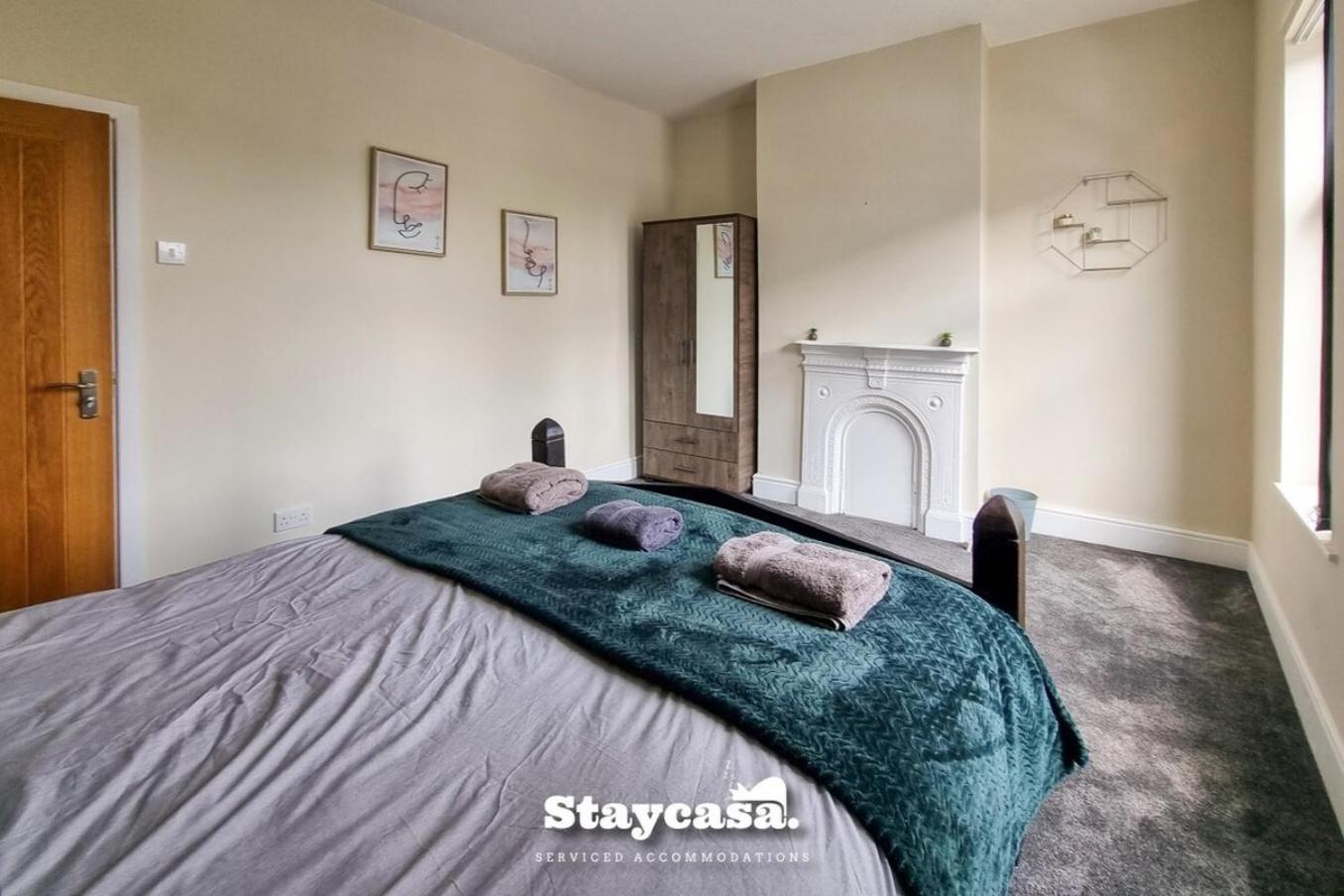 Clarence Co-Living - Private Room Self-Cater Манчестър Екстериор снимка